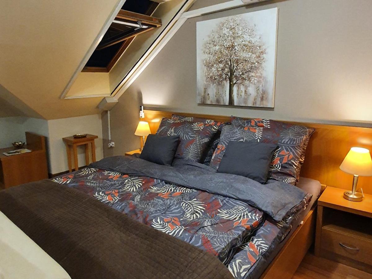 Relax Wellness Manzard Hajdúszoboszló Apartamento Exterior foto